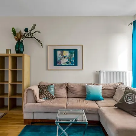 Apartment National Stadium - 7th Floor, Parking And Balcony - By Rentujemy